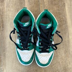 Nike Dunks Hi Gs Celtics green youth 6.5